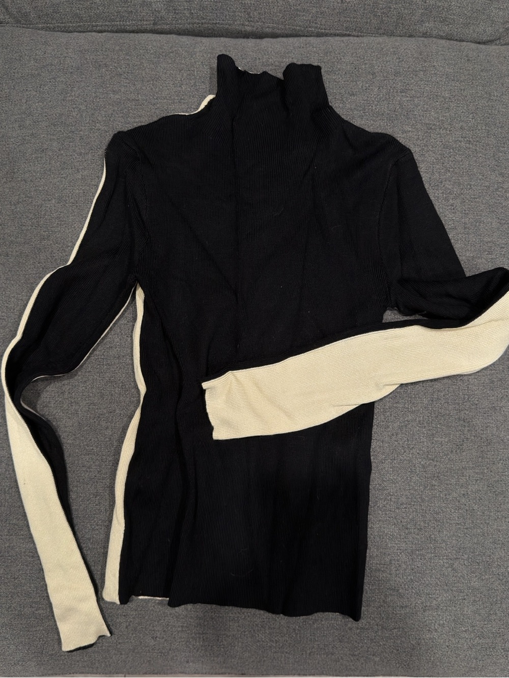 Commense Black & Cream Turtleneck Ribbed Sweater